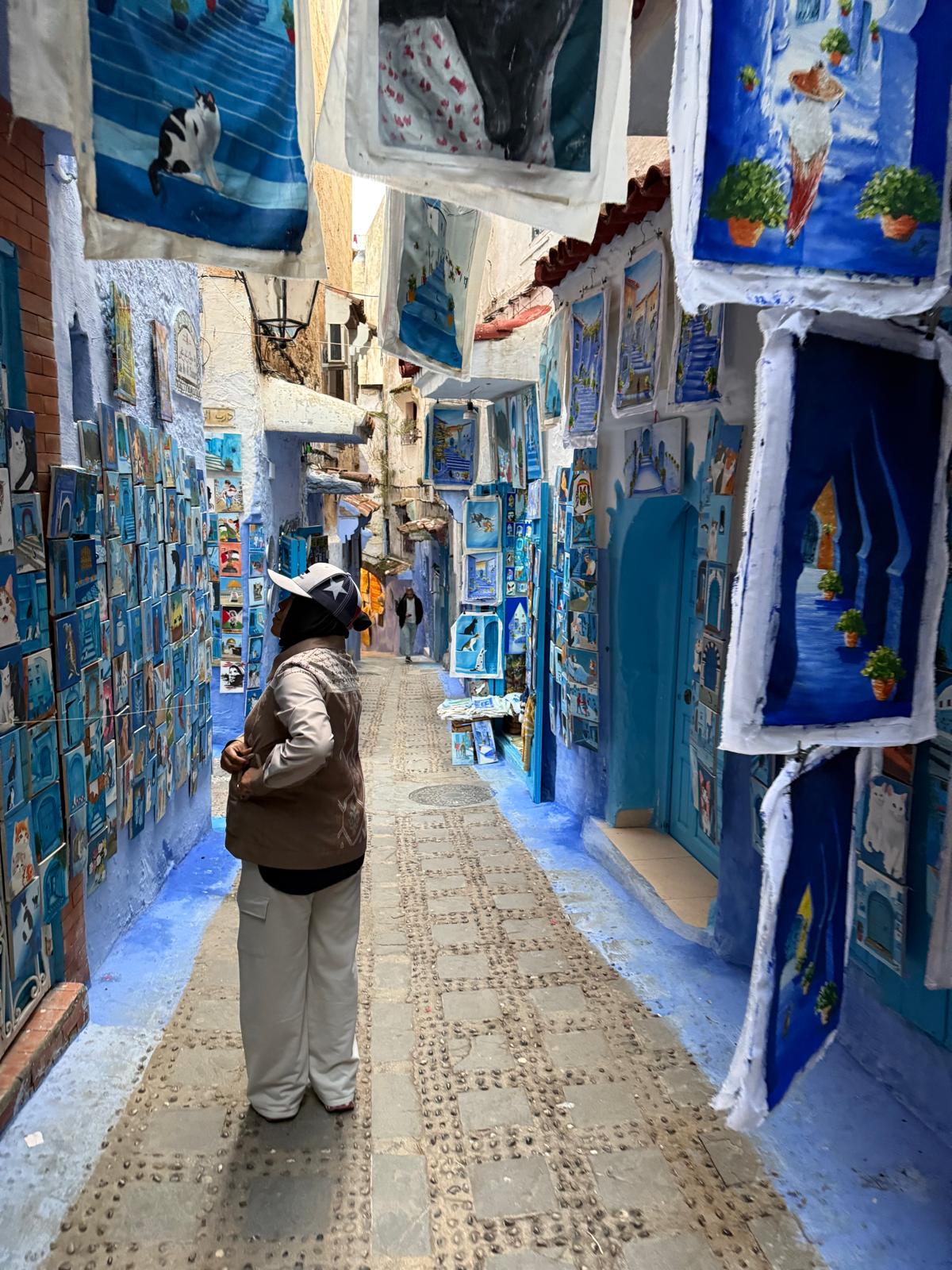 Marrakech Imperial City Tour 7 Day,The iconic blue-washed streets and alleys of Chefchaouen, Morocco